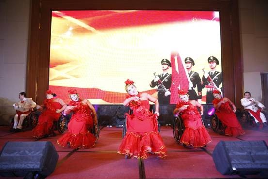 中国社会福利基金会大德基金举办感恩年会暨天时凤琪集团2019新春联谊会