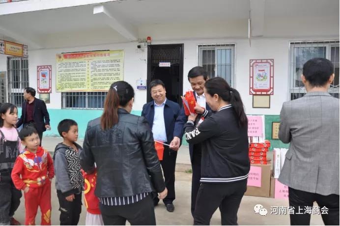“少年强、青年强则中国强”教育扶贫，为了山区的孩子们